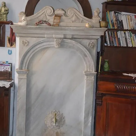 Πανσιόν Bonjour 2*