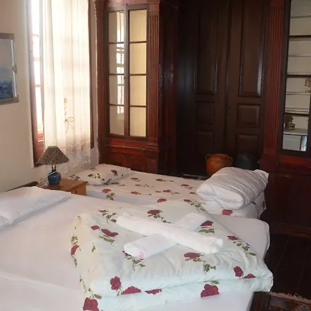 Bonjour Πανσιόν 2*