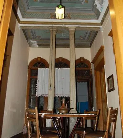 Bonjour Πανσιόν 2*